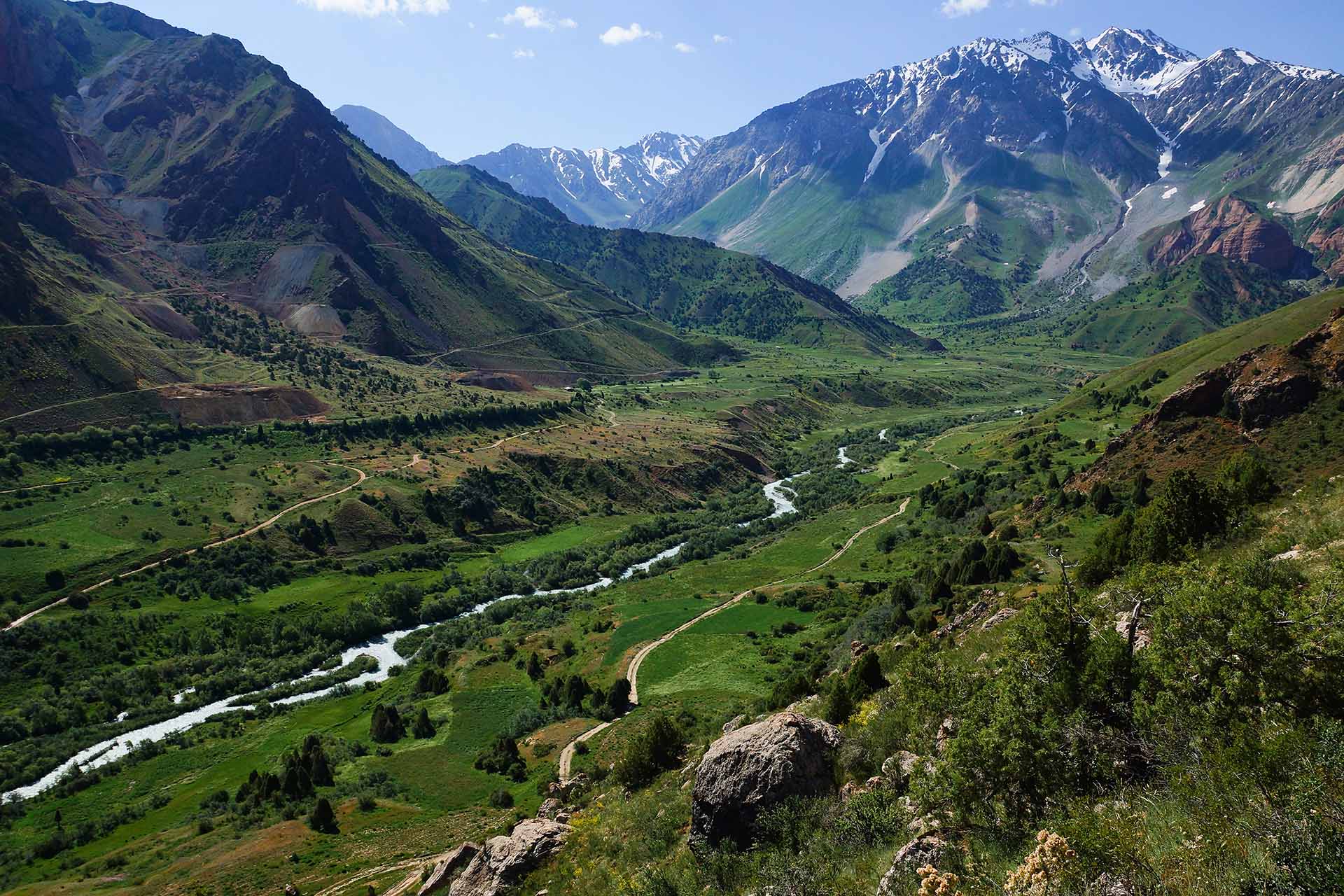 Een offroad avontuur naar Iskanderkul in Tadzjikistan