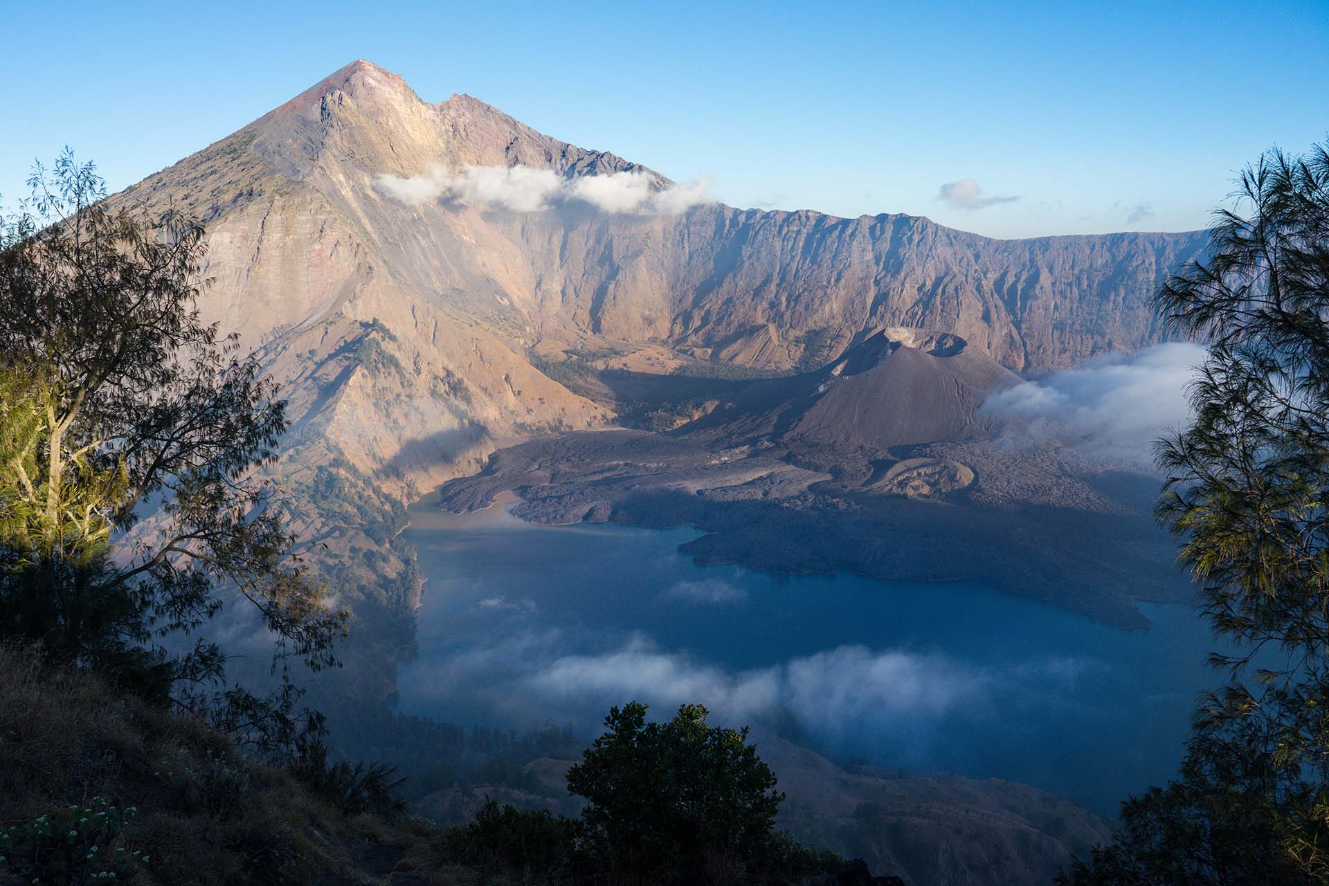 Beklimming Rinjani vulkaan Lombok: afzien voor spectaculair uitzicht