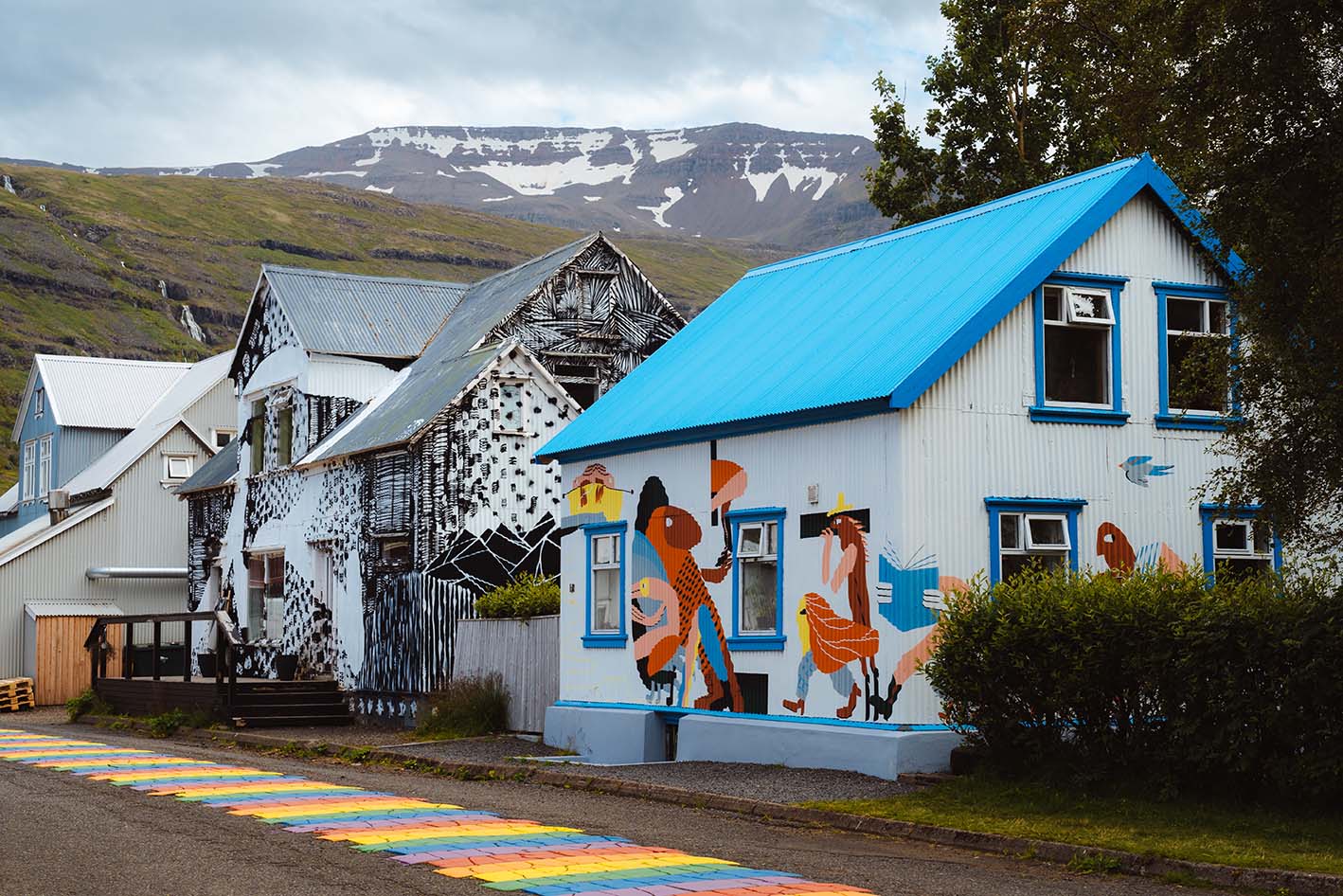 Street art Seydisfjordur IJsland