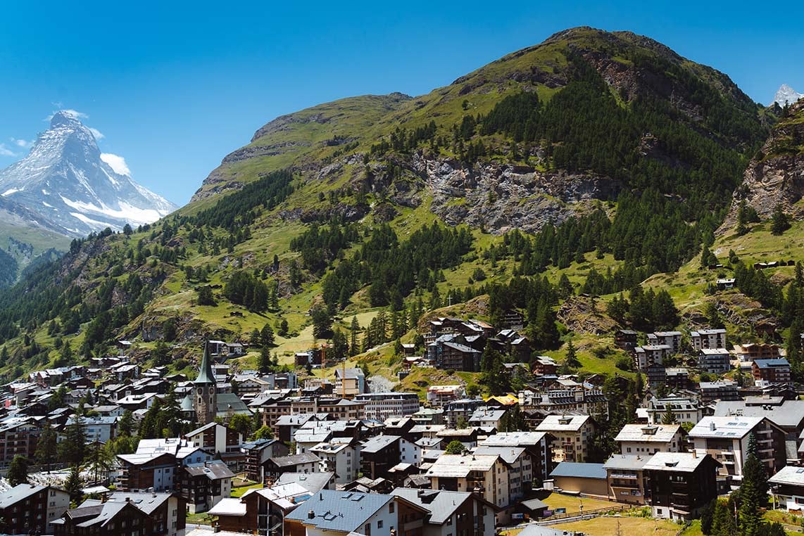 uitzicht over Zermatt en Matterhorn