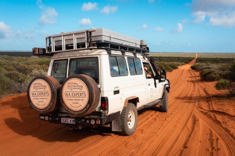 jeep op zandweg in Francois Perron National Park Australië