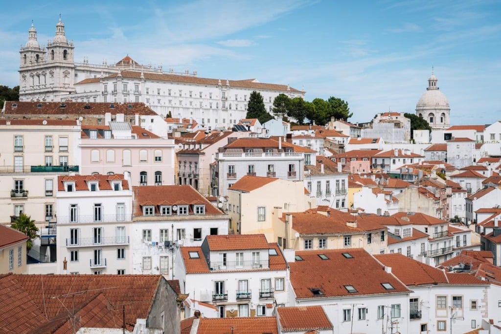 uitzicht over Alfama Lissabon