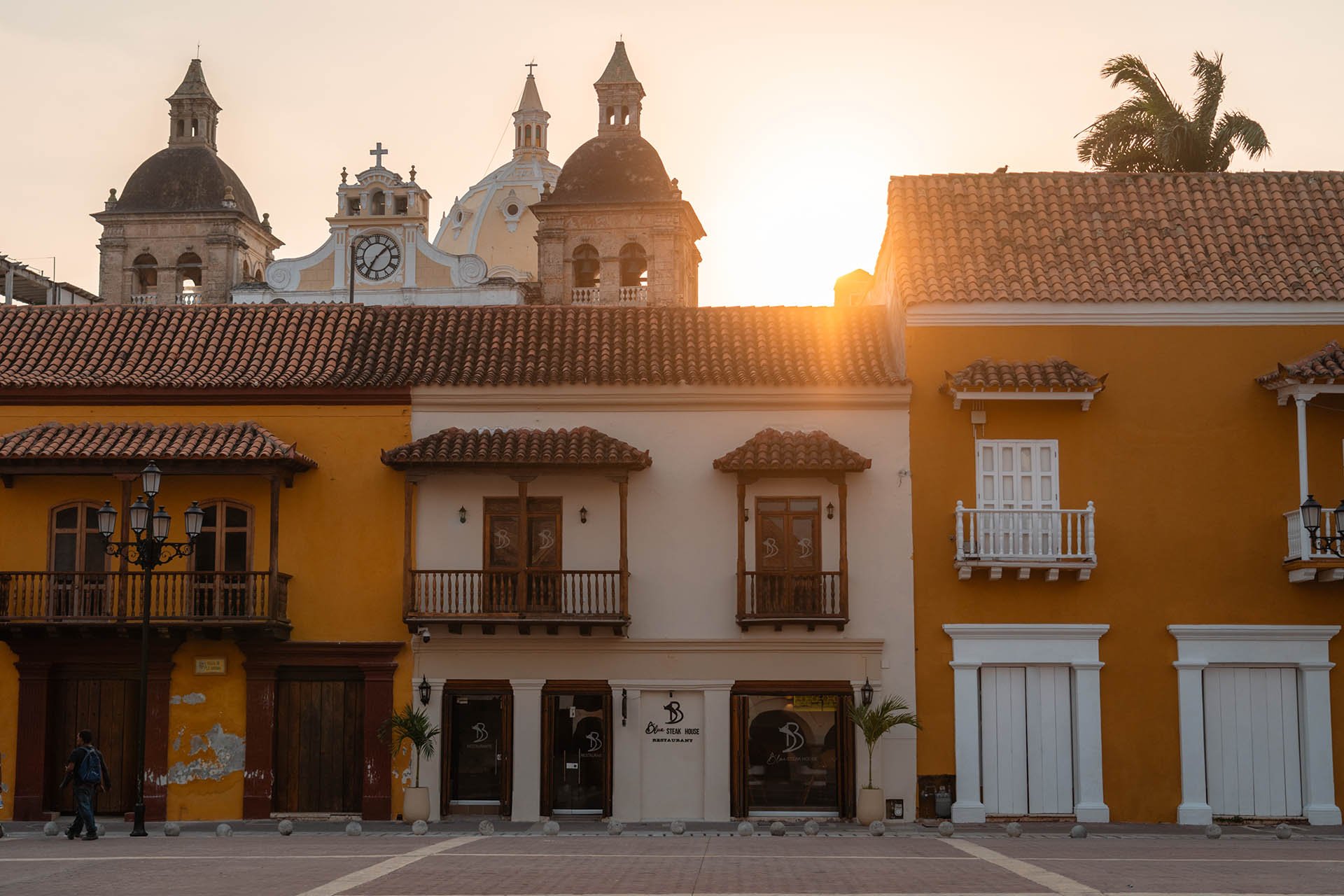Plaza de la Andua Cartagena bij zonsopkomst