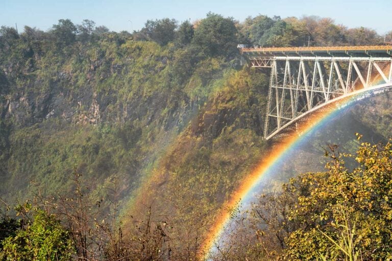 Brug Zimbabwe Zambia met regenboog