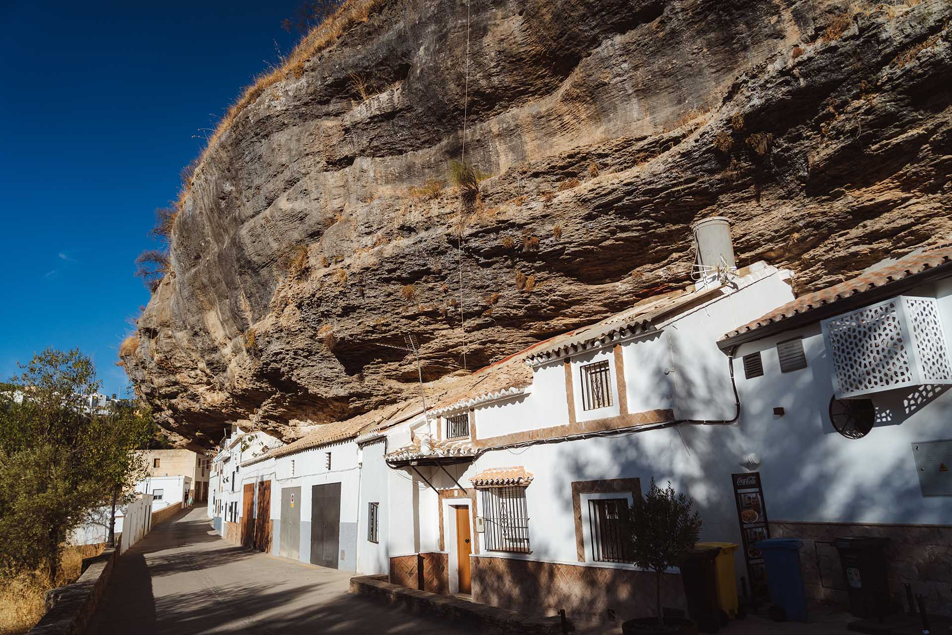 Doen in Setenil e las Bodegas
