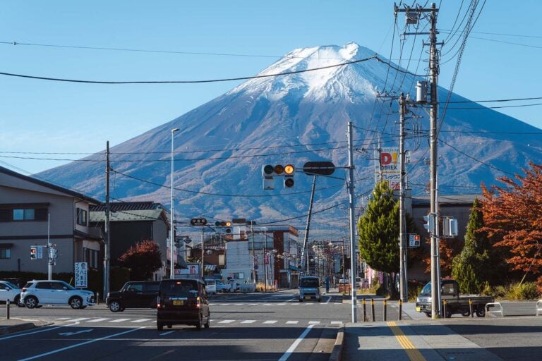 kruispunt bij Mount Fuji