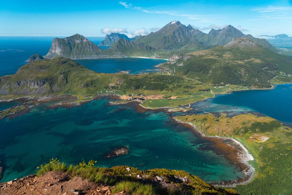 uitzicht over eilanden Lofoten